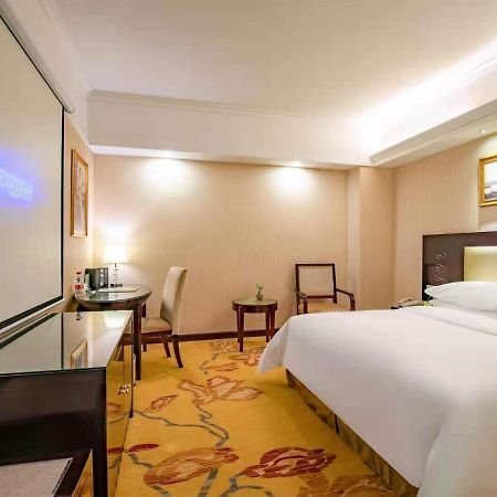 Vienna Hotel Baoan Liutang Hszinan Kültér fotó