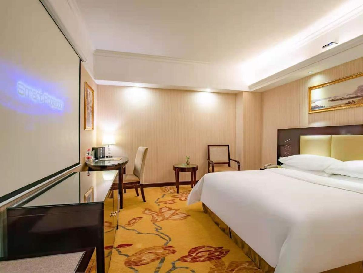 Vienna Hotel Baoan Liutang Hszinan Kültér fotó